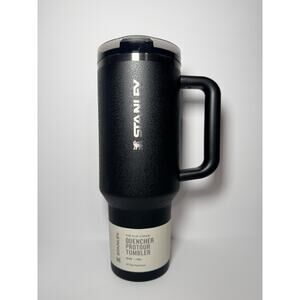 Stanley Limited Edition BLACK MOON SHADOW MOON 40oz Protour Quencher Tumbler NWT